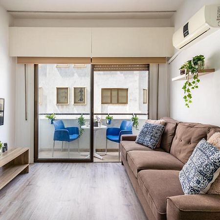 Eleni'S 1-Br Apt In Larnaca Center Exteriér fotografie