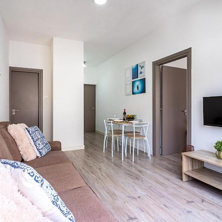 Eleni'S 1-Br Apt In Larnaca Center Exteriér fotografie