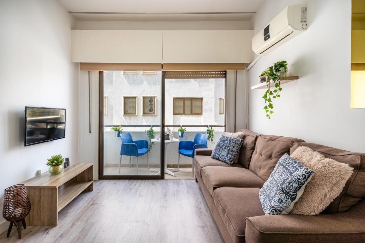 Eleni'S 1-Br Apt In Larnaca Center Exteriér fotografie